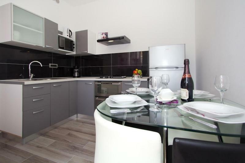 Apartment Radiant Orchid Poreč Zewnętrze zdjęcie